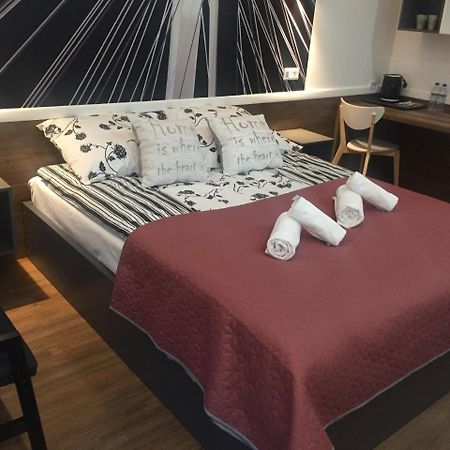 Q Apartamenty Mirkow Buitenkant foto