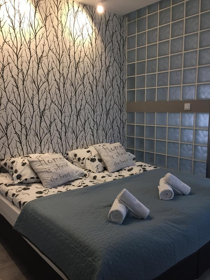 Q Apartamenty Mirkow Buitenkant foto
