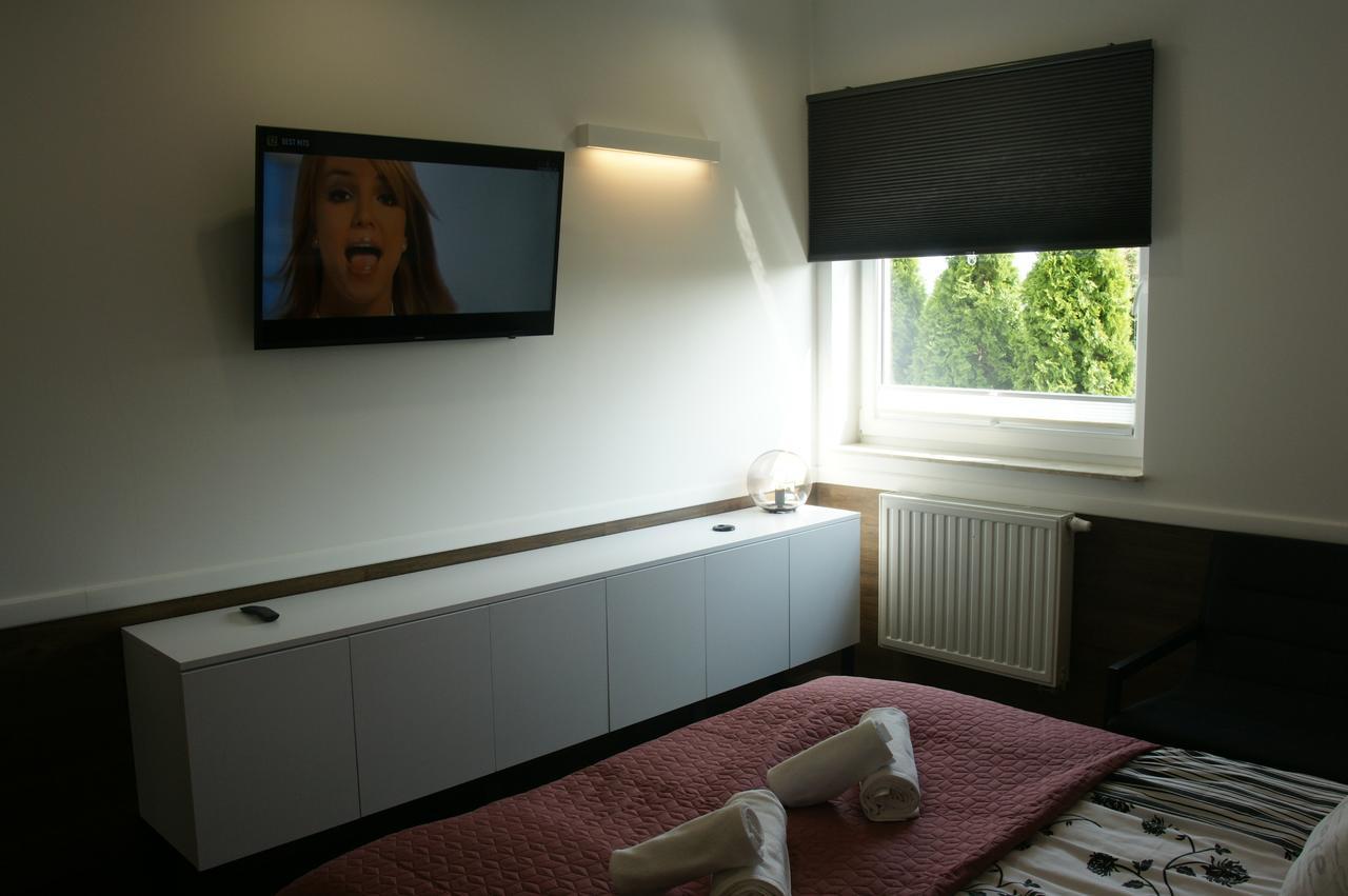 Q Apartamenty Mirkow Buitenkant foto