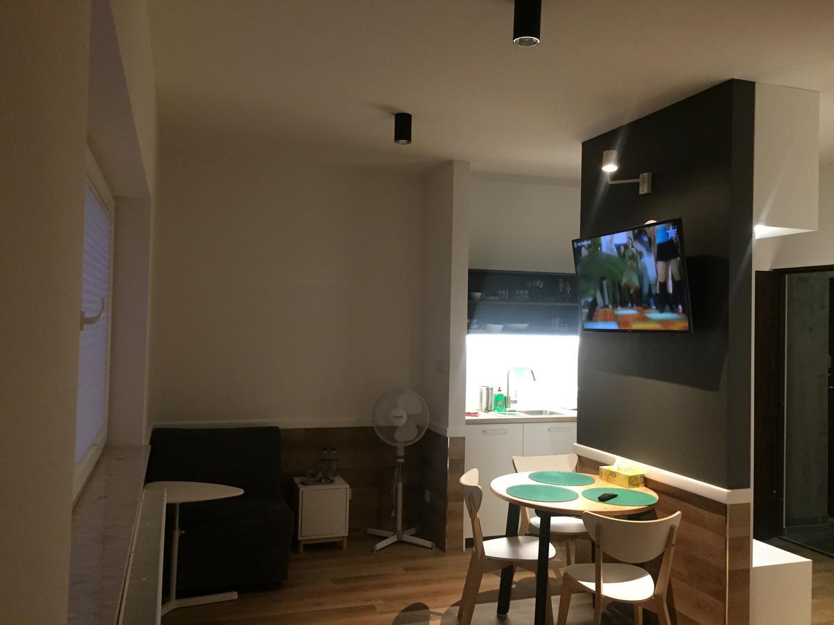 Q Apartamenty Mirkow Buitenkant foto